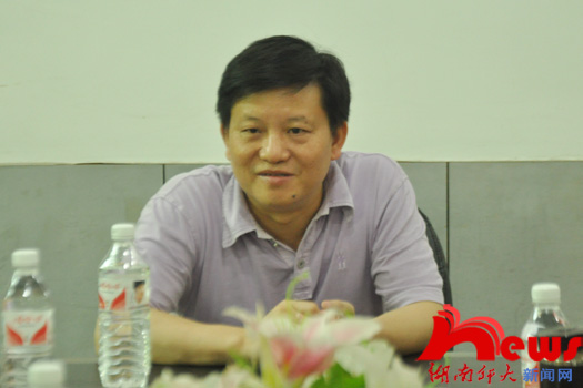 湖南师范大学蒋洪新点评外国语学院“创先争优”(图2)