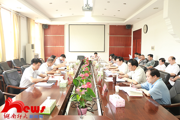 省委教育实践活动办来校督查反对“四风”、边整边改工作(图1)