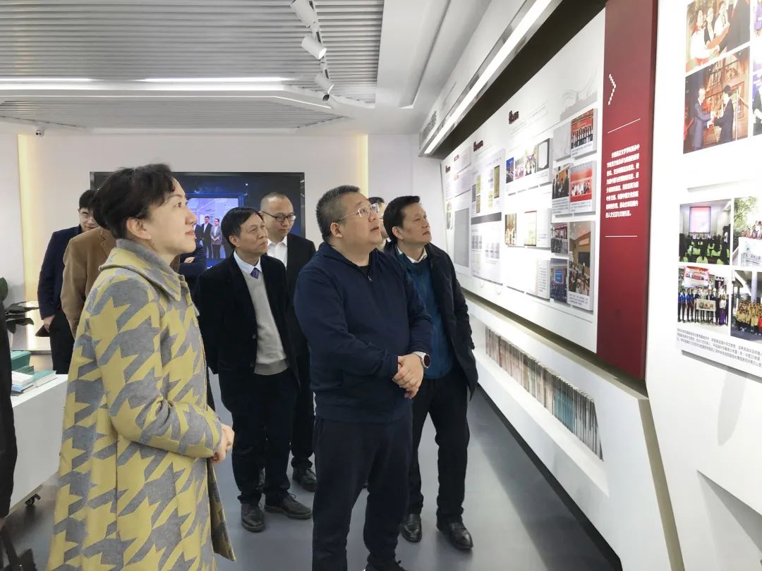 盘古智库调研组赴湖南师范大学考察交流(图5)